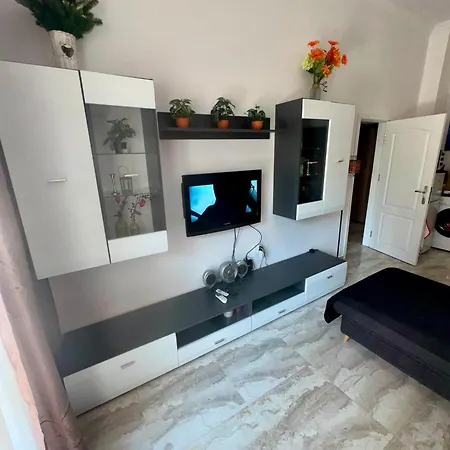 Private In Magnolia 6&7 Slantschew brjag