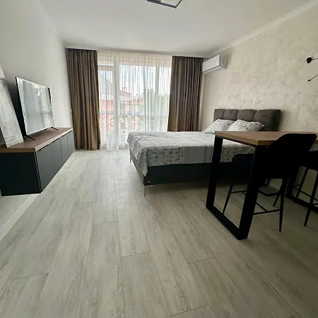 Private In Magnolia 6&7 Апартаменти *